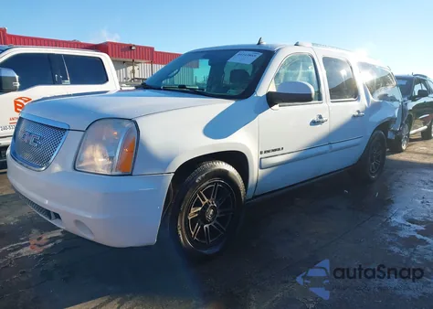 2008 GMC Yukon Xl 1500 Denali z USA, uszkodzony, nr VIN 1GKFK66888J188703
